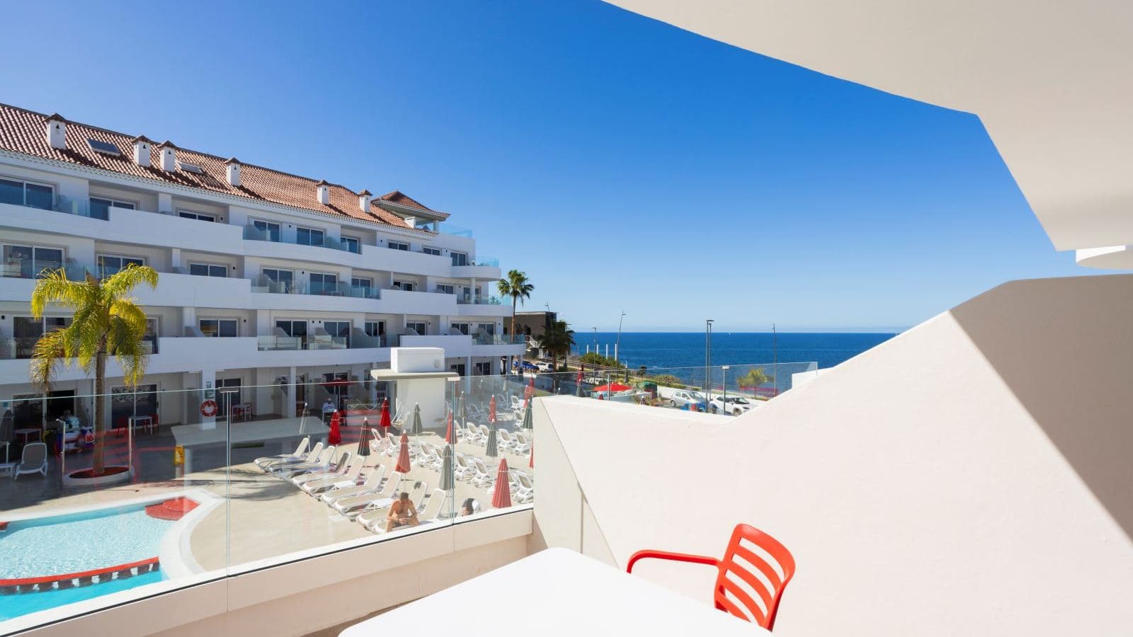 rooms-the-flow-double-room-lateral-sea-view
