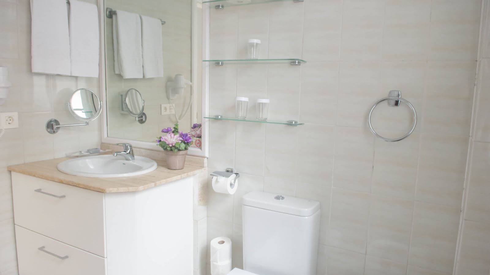 rooms-one-bedroom-standard-apartment