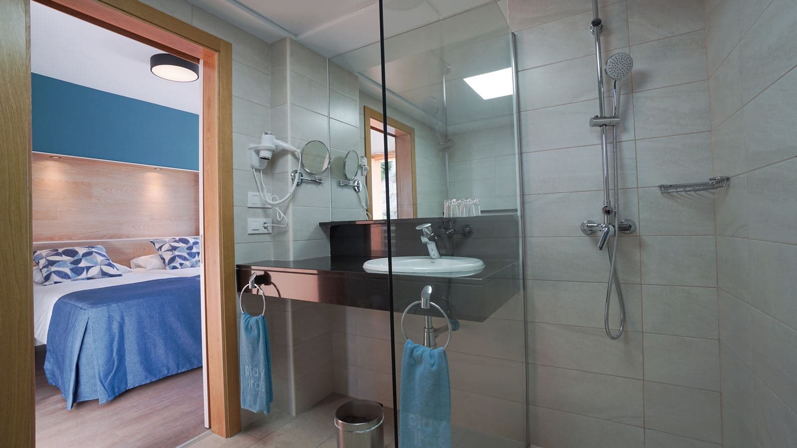 rooms-double-room-garden-view-with-kitchenette