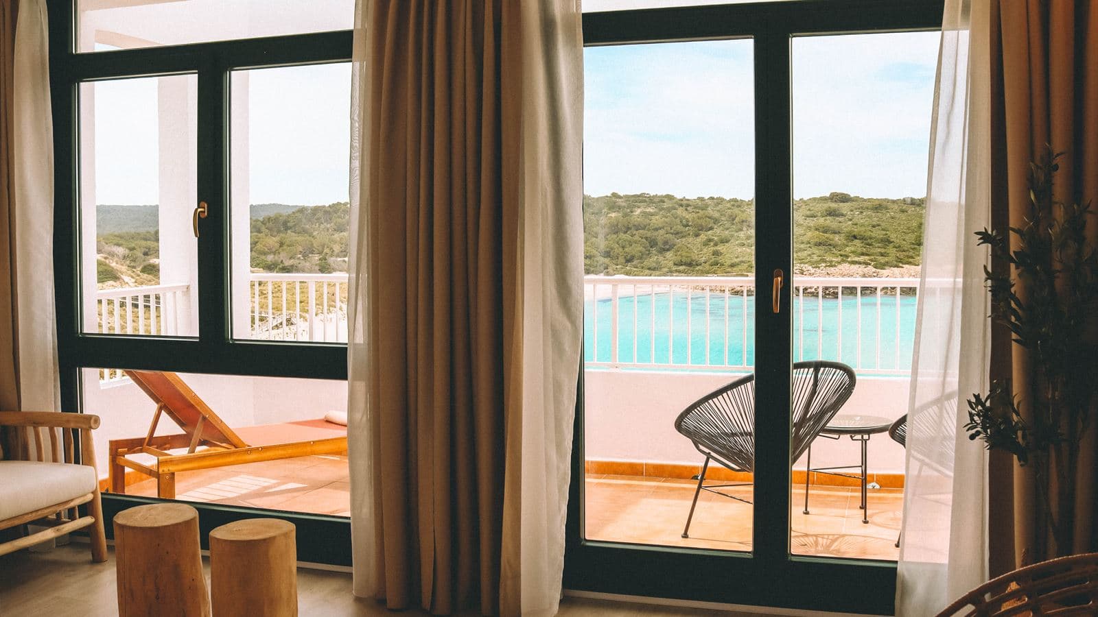 rooms-suite-seaview