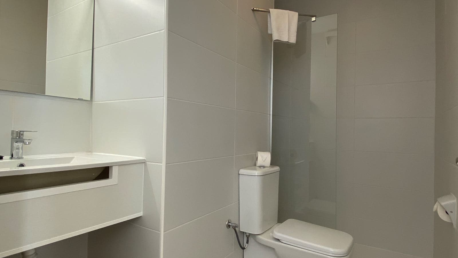 rooms-1-bedromm-apartment