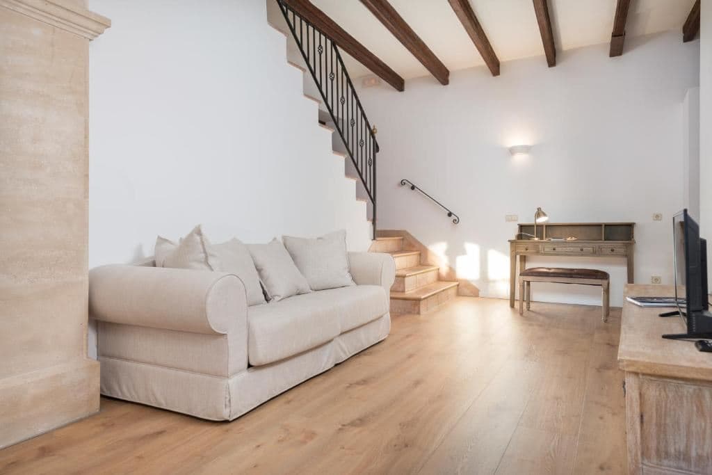 rooms-family-room