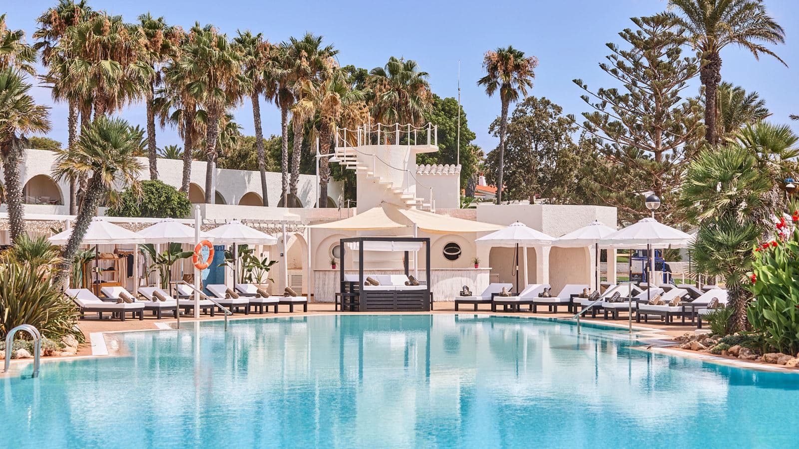 pools-outdoor-pool