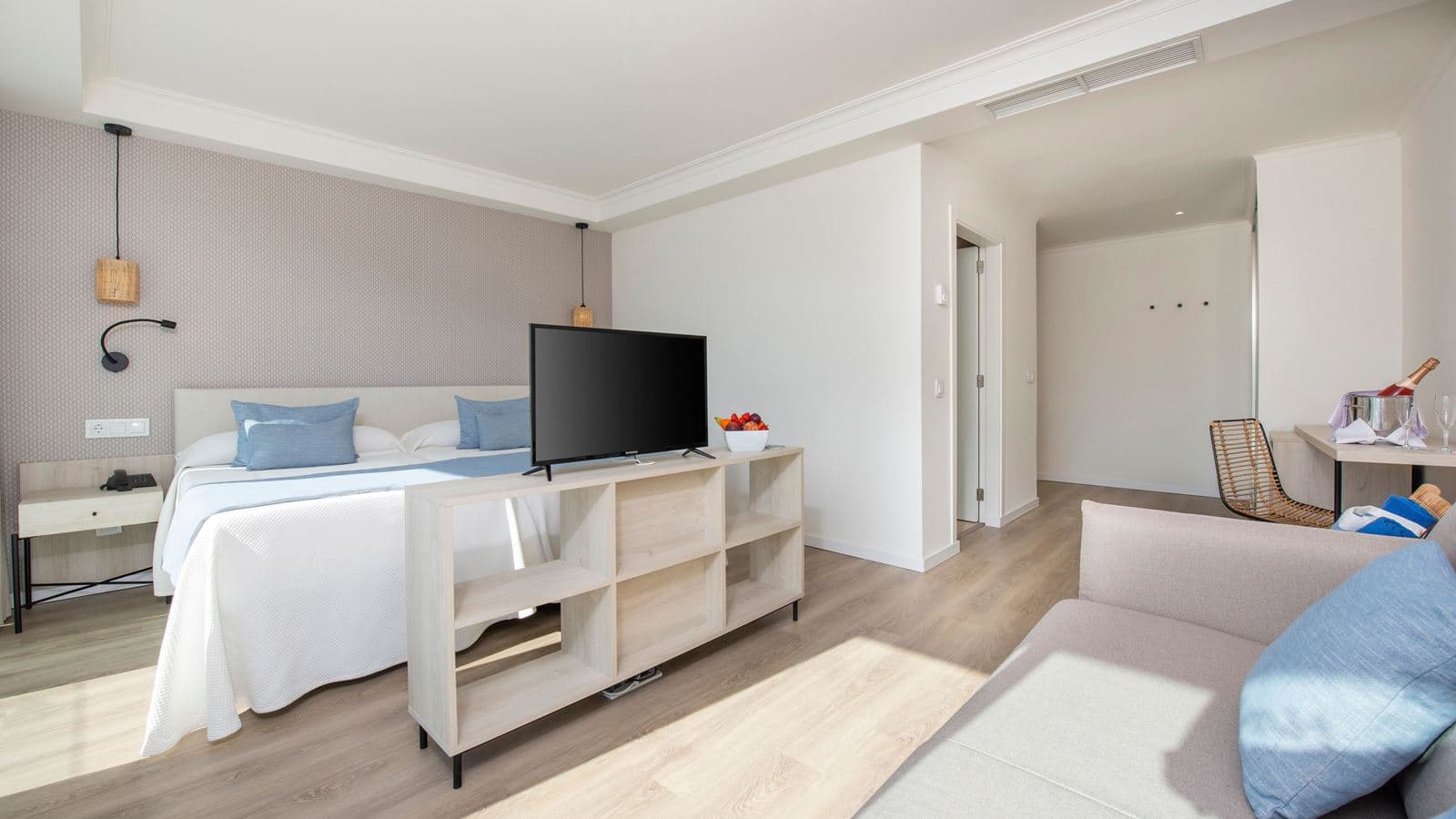 rooms-junior-suite
