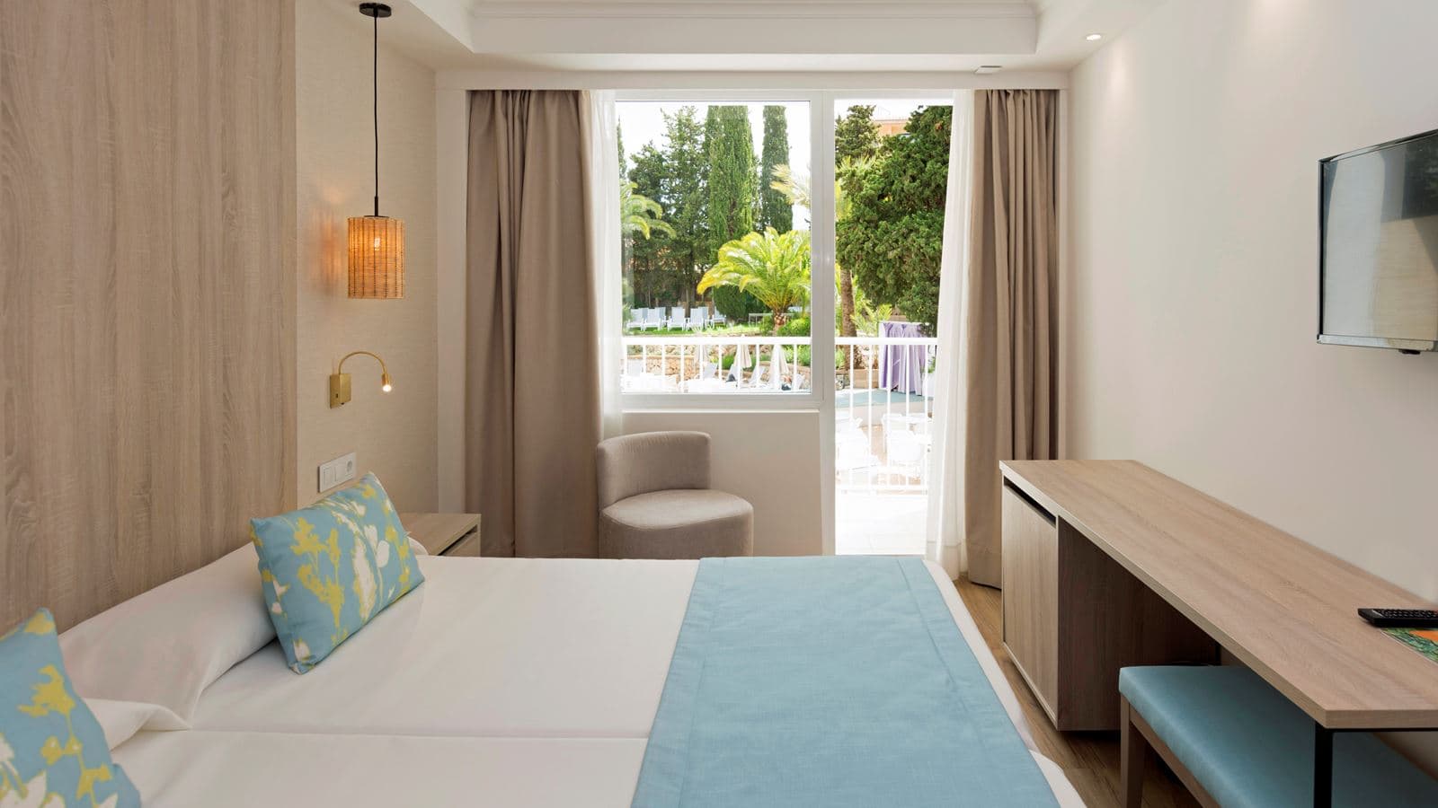 rooms-double-room