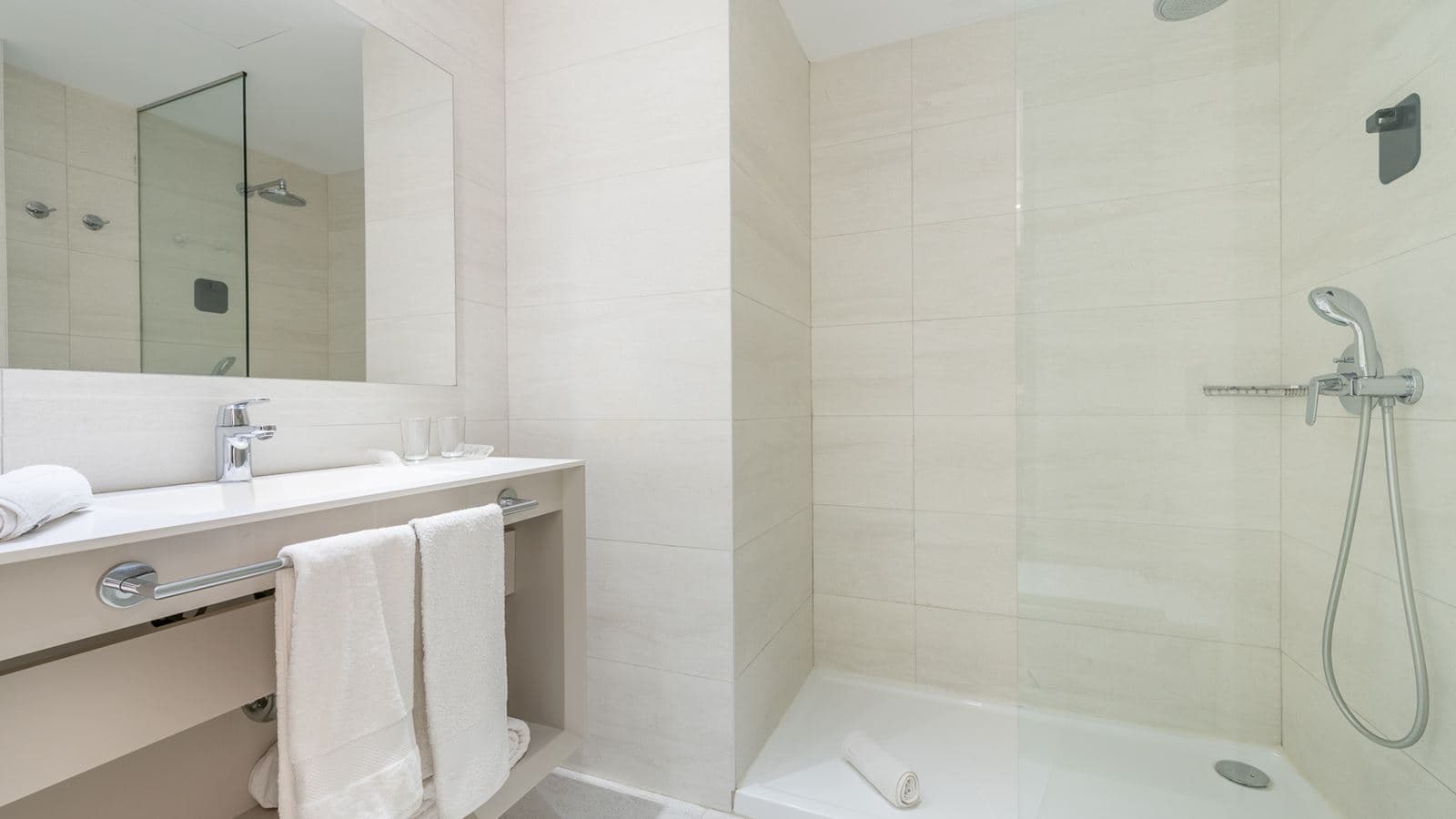 rooms-double-room
