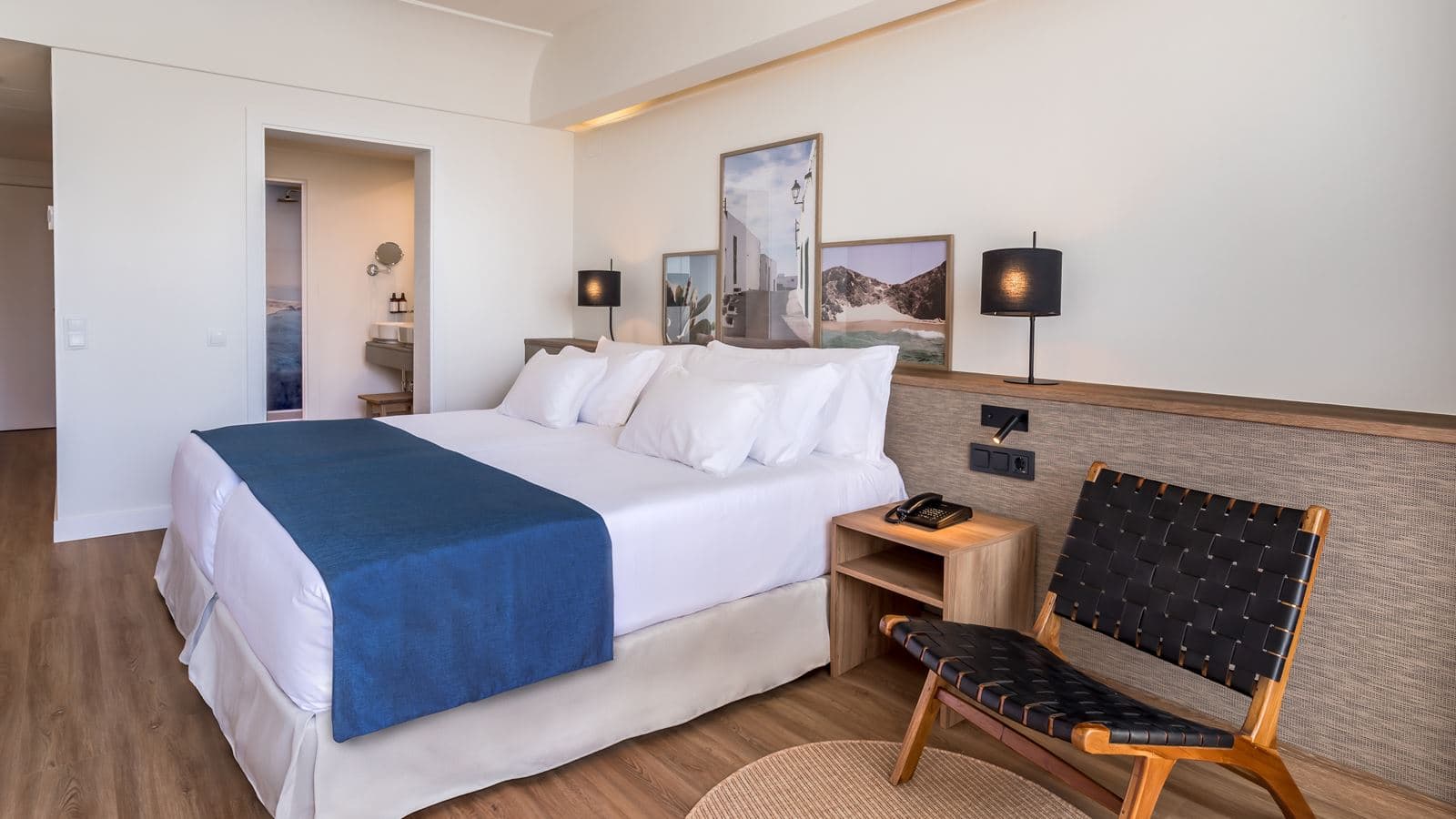 rooms-double-room-with-balcony-or-terrace