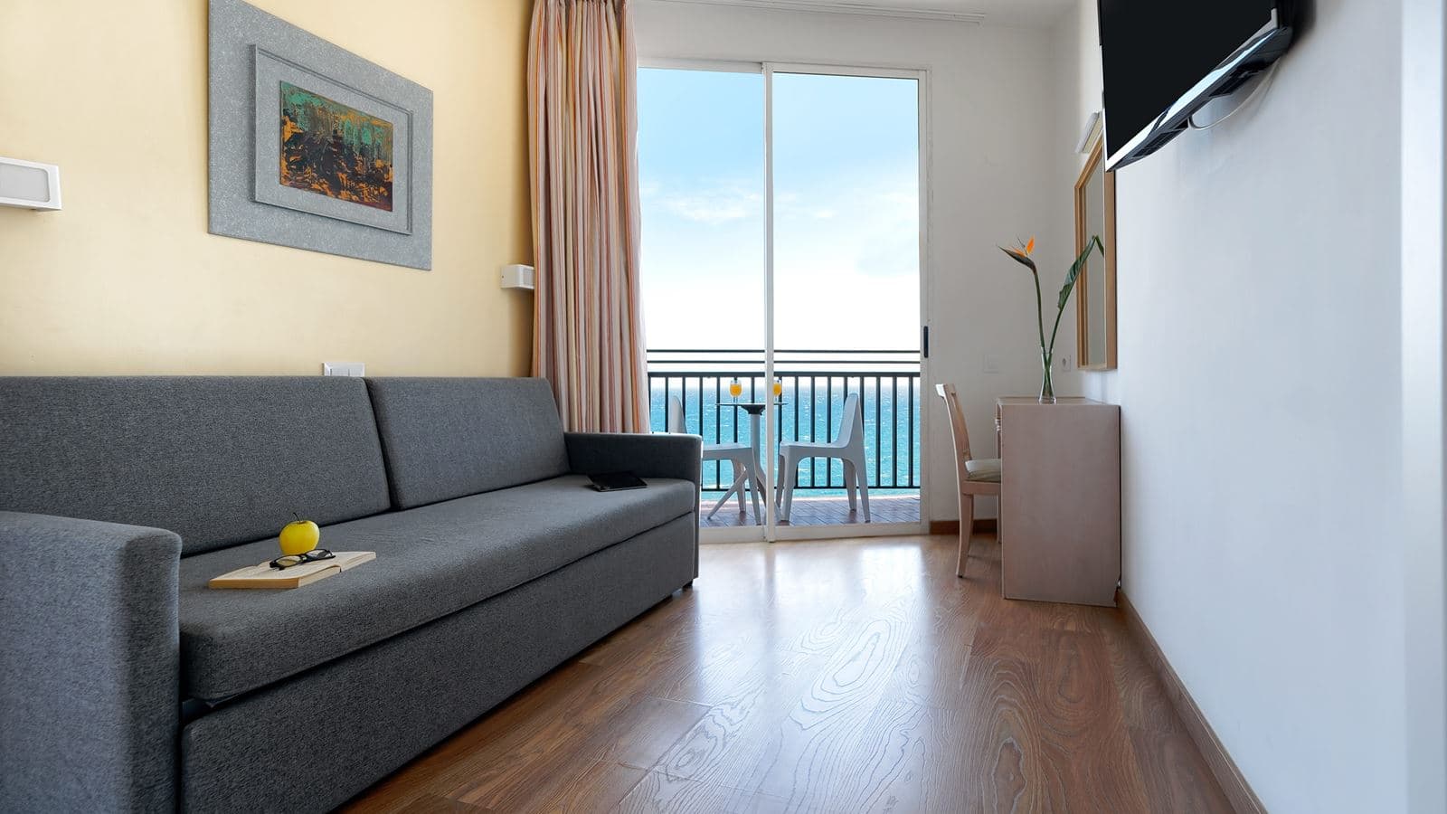 rooms-family-room