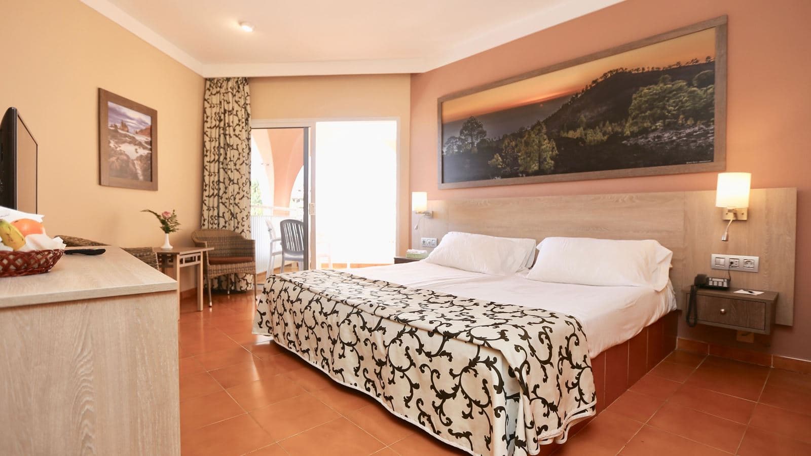 rooms-family-room