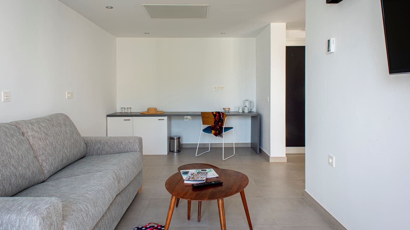 rooms-premium-suite-balcony-or-terrace