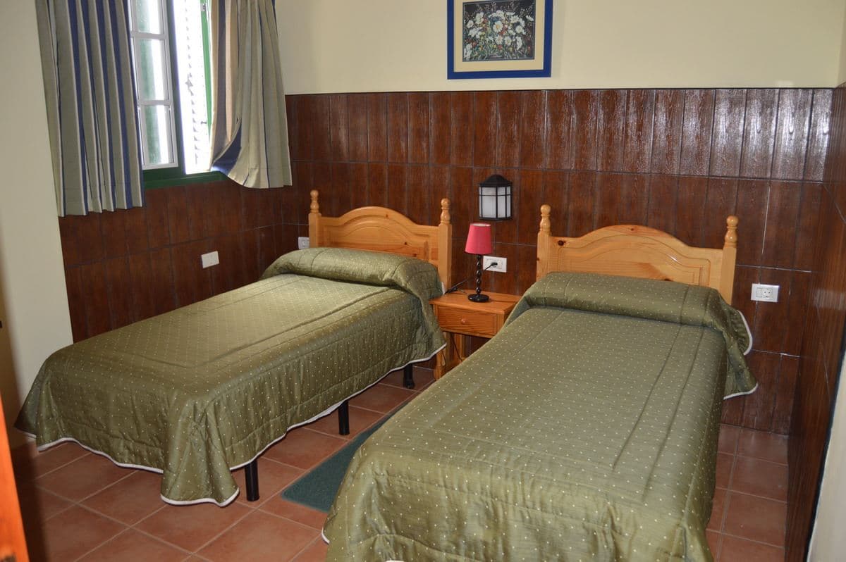 rooms-2-bedroom-with-terrace