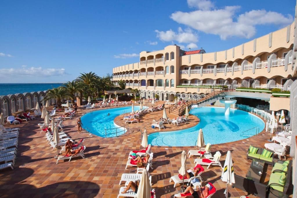 pools-outdoor-pool