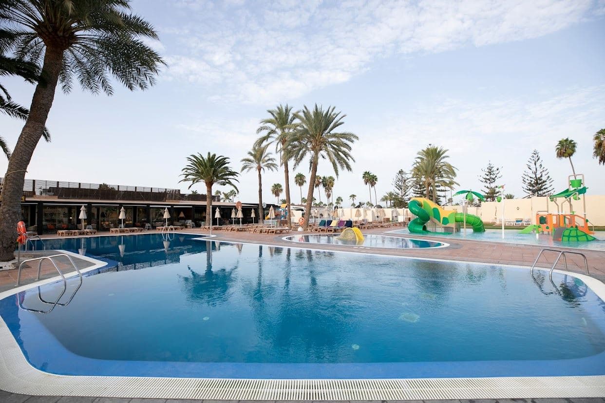 pools-outdoor-childrens-pool
