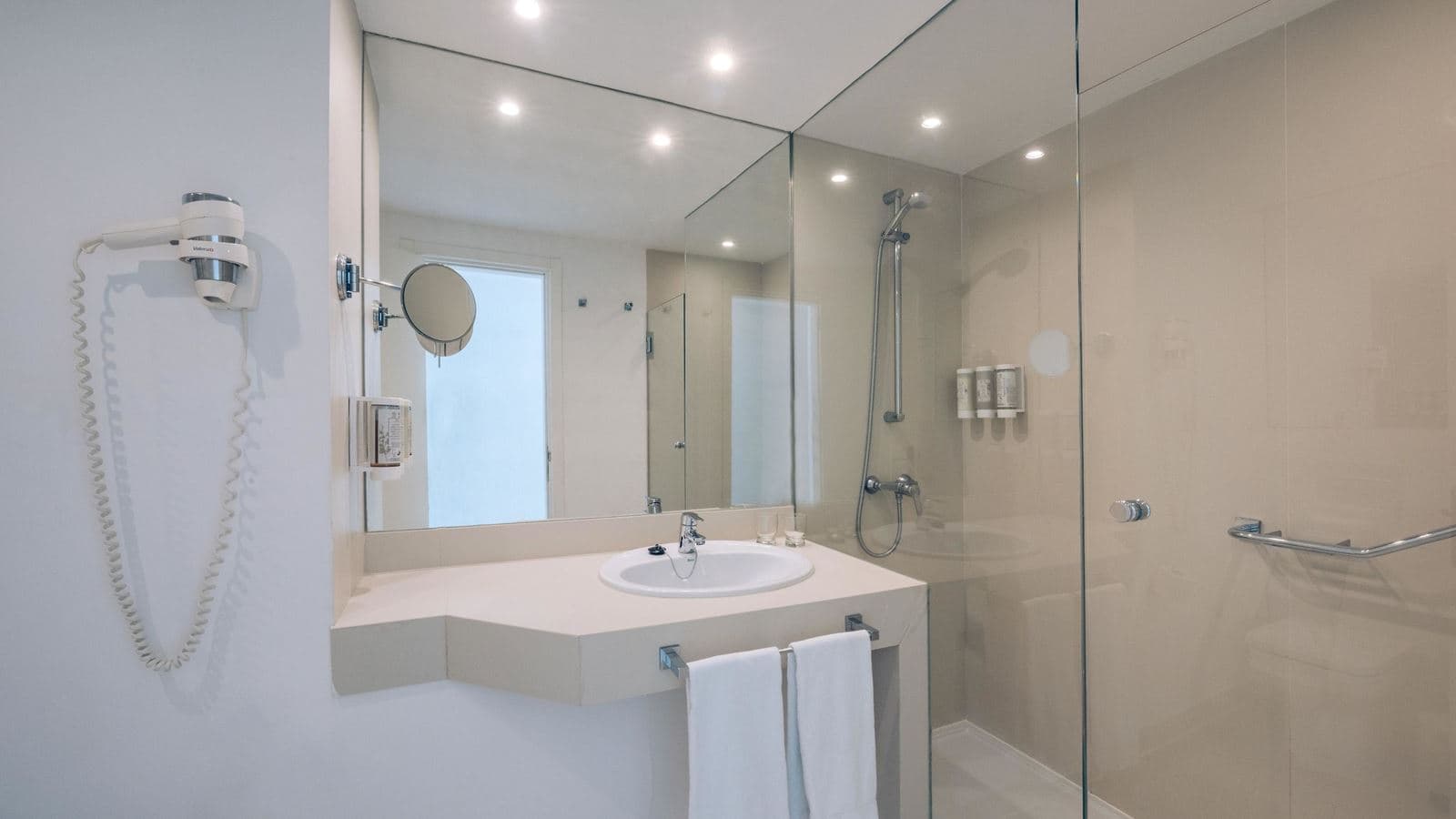 rooms-double-interconnecting