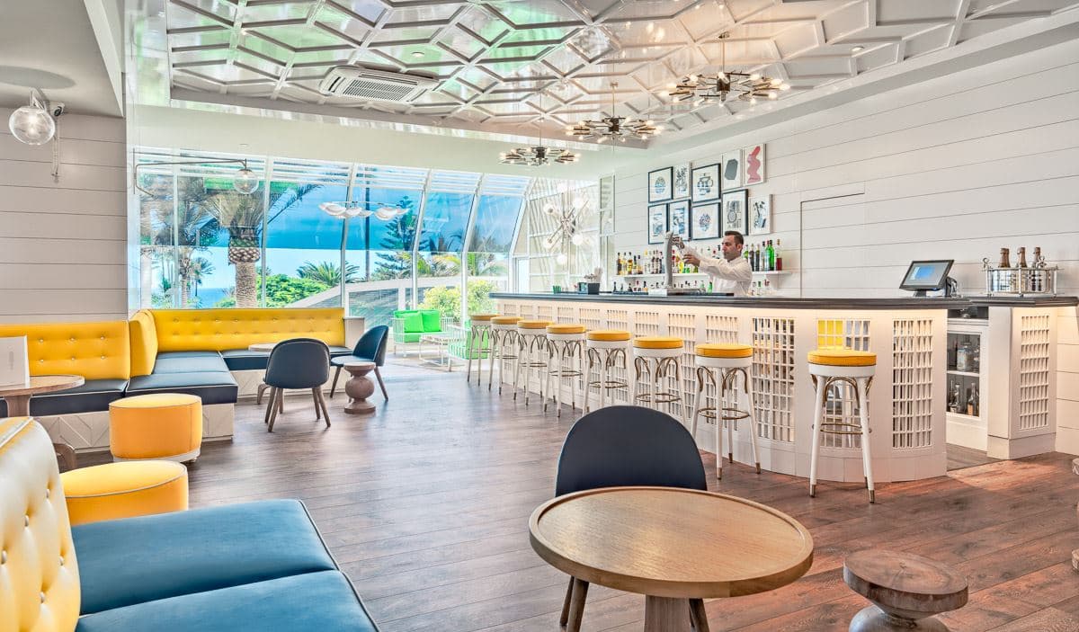 bars-bar-lobby