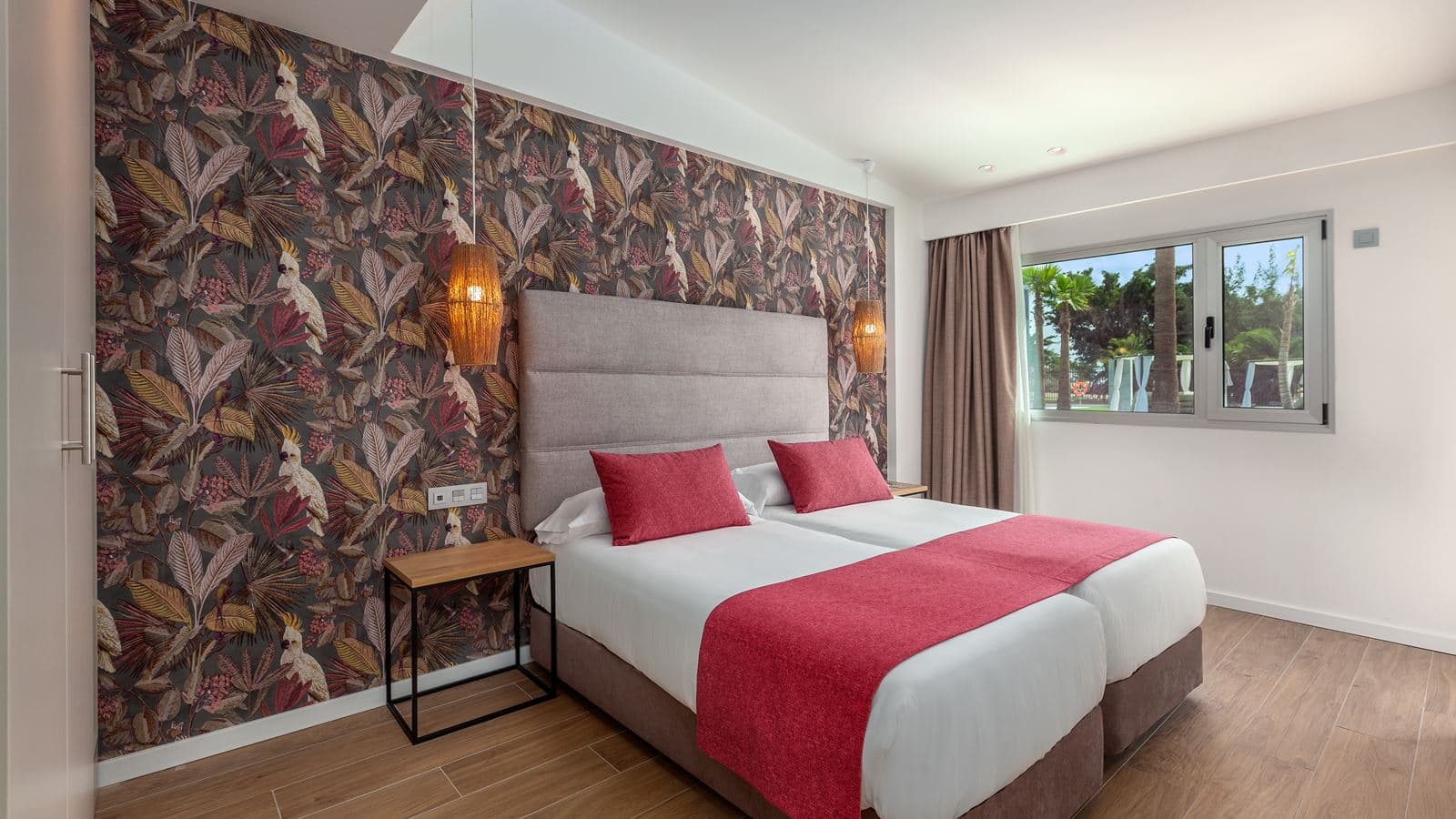 rooms-aos-adults-only-suite-with-garden-view-and-terrace