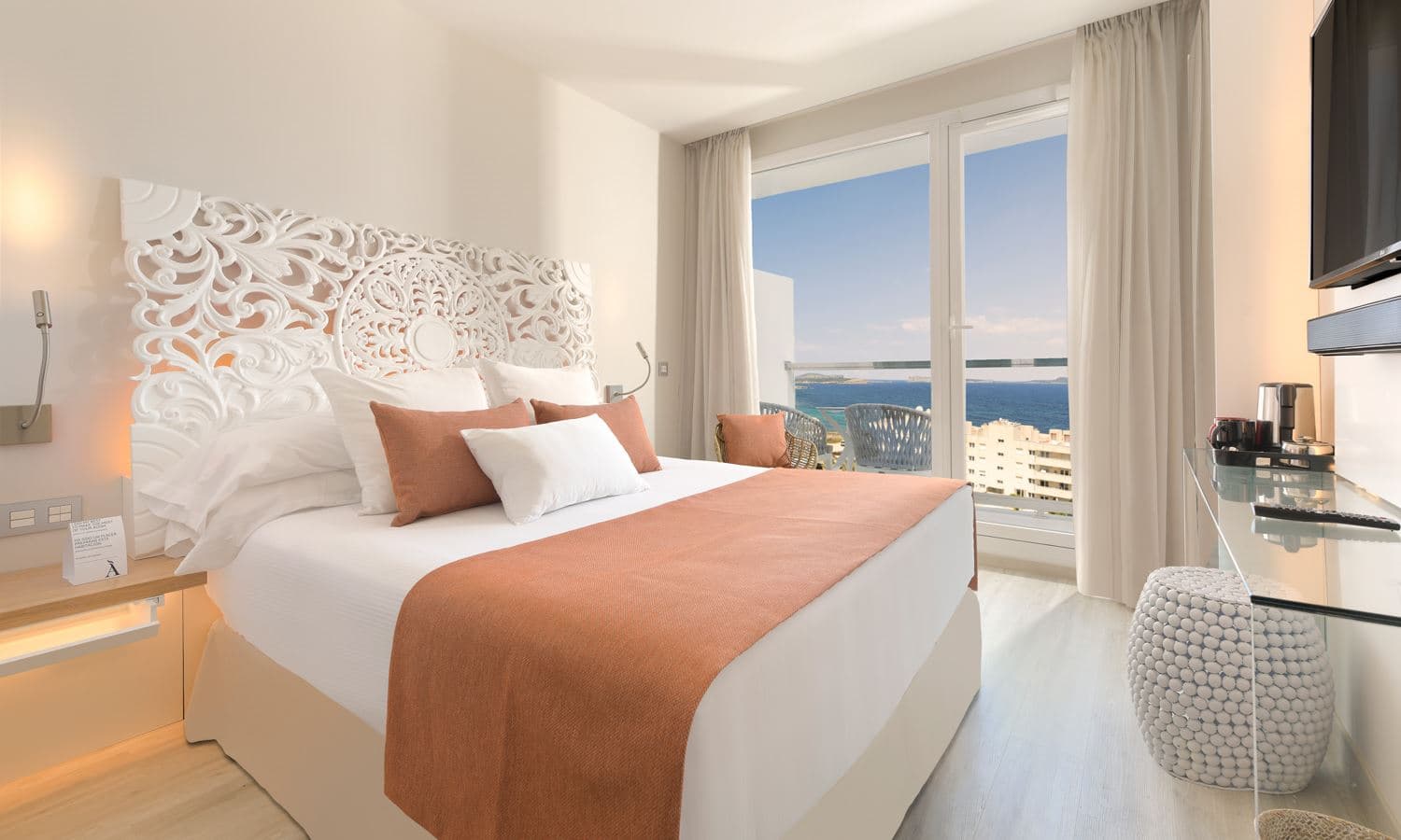 rooms-sunset-room