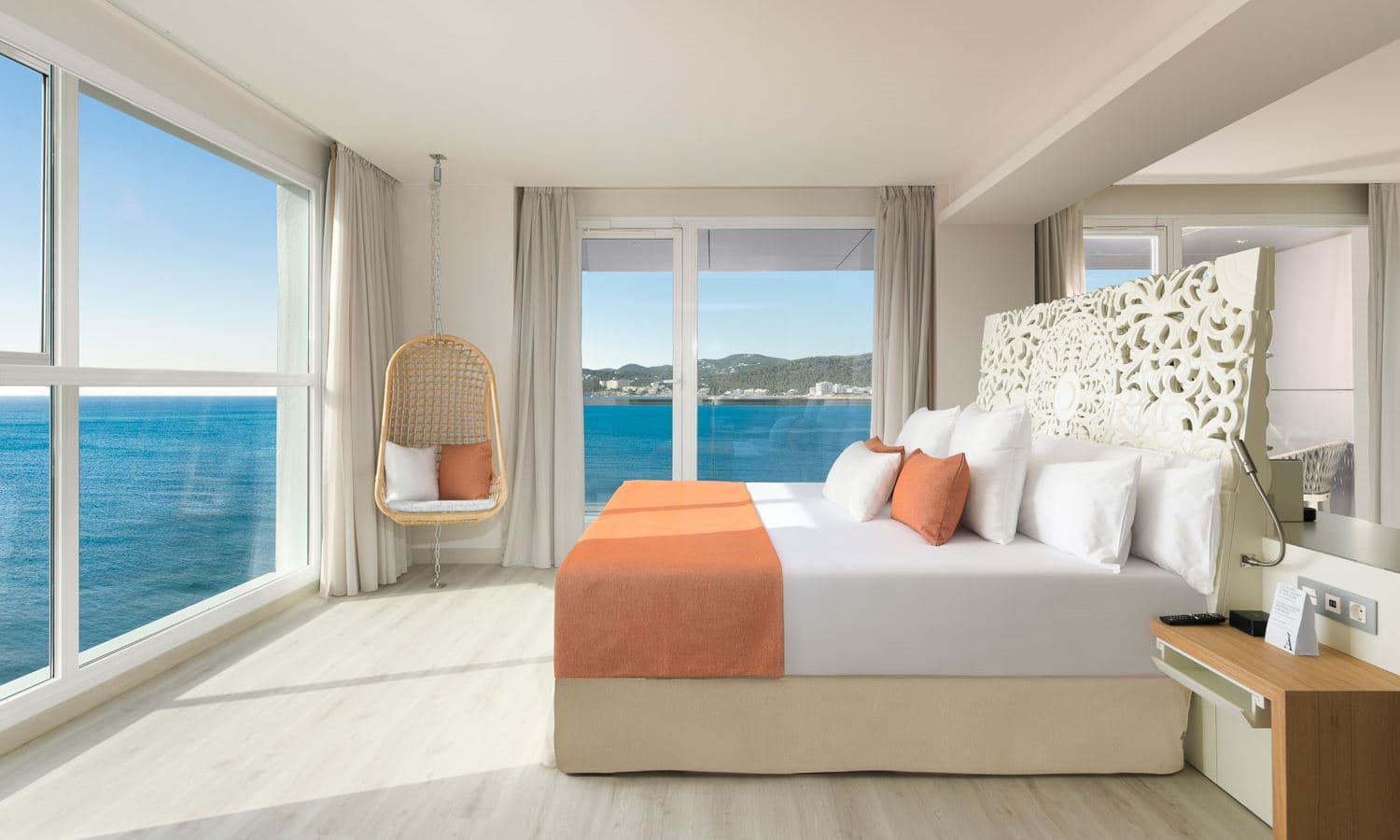 rooms-junior-suite--the-one