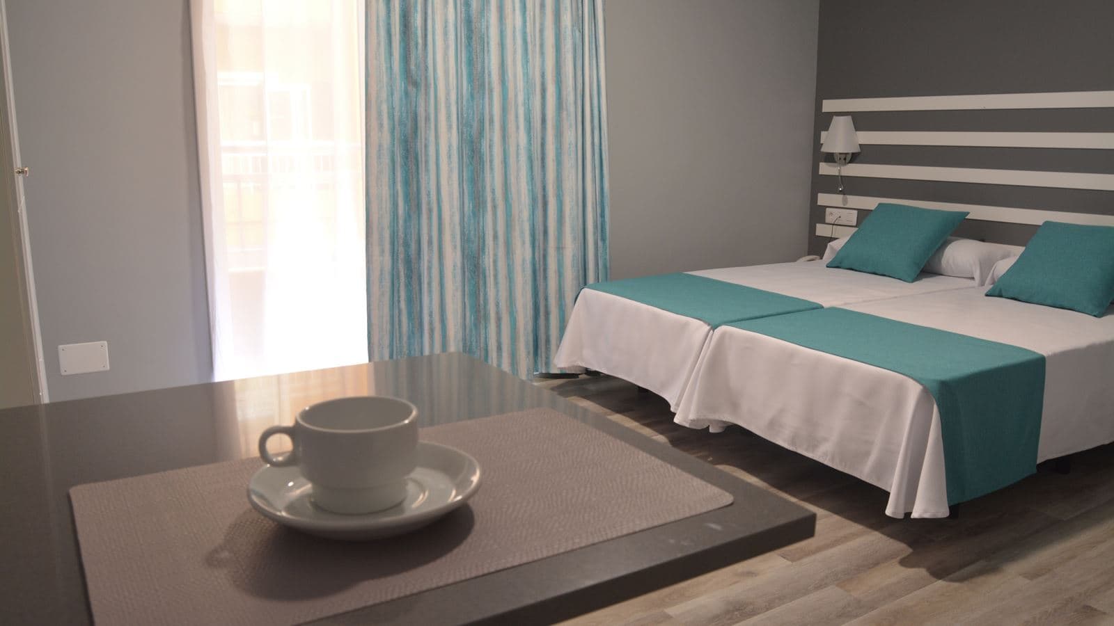 rooms-deluxe-studio