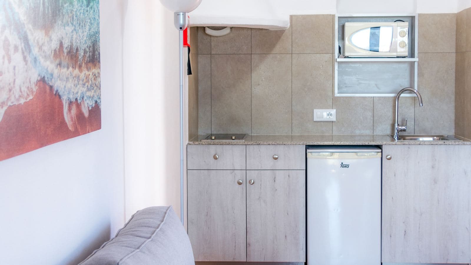 rooms-am--1-bedroom-apartment-superior-sea-view-balcony-or-terrace