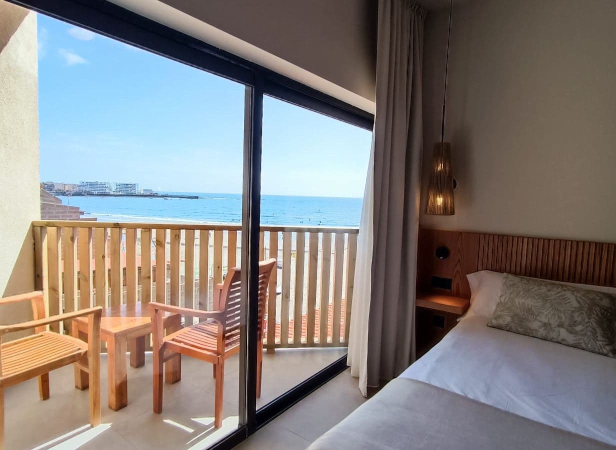 rooms-double-superior-sea-view-balcony-or-terrace-g