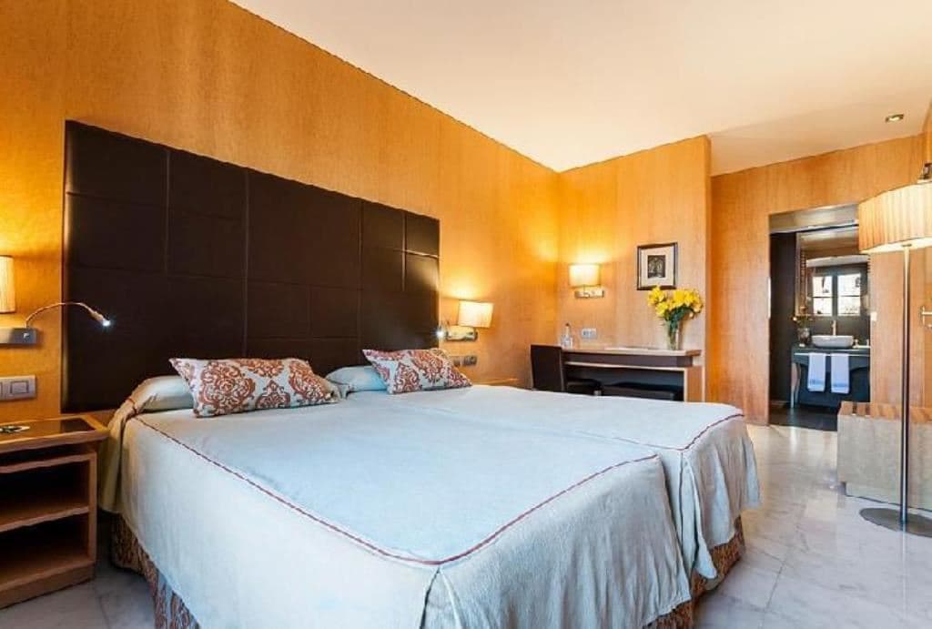 rooms-room-double