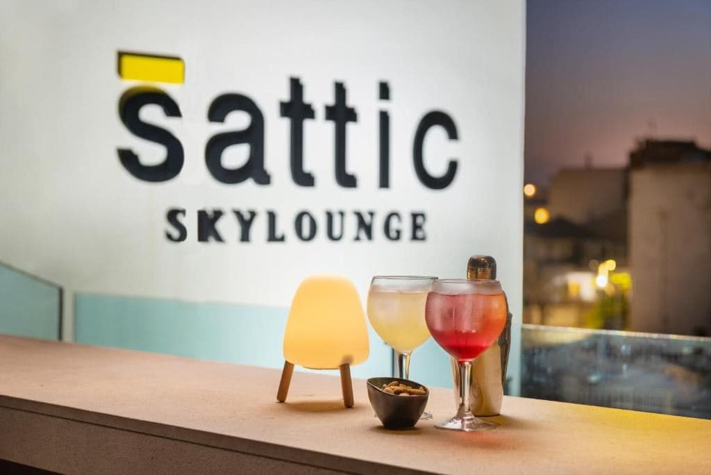 bars-sky-lounge