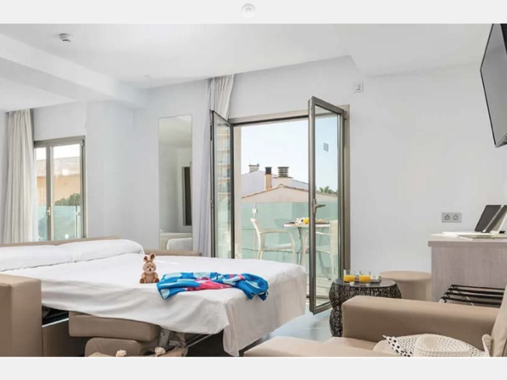 rooms-family-room
