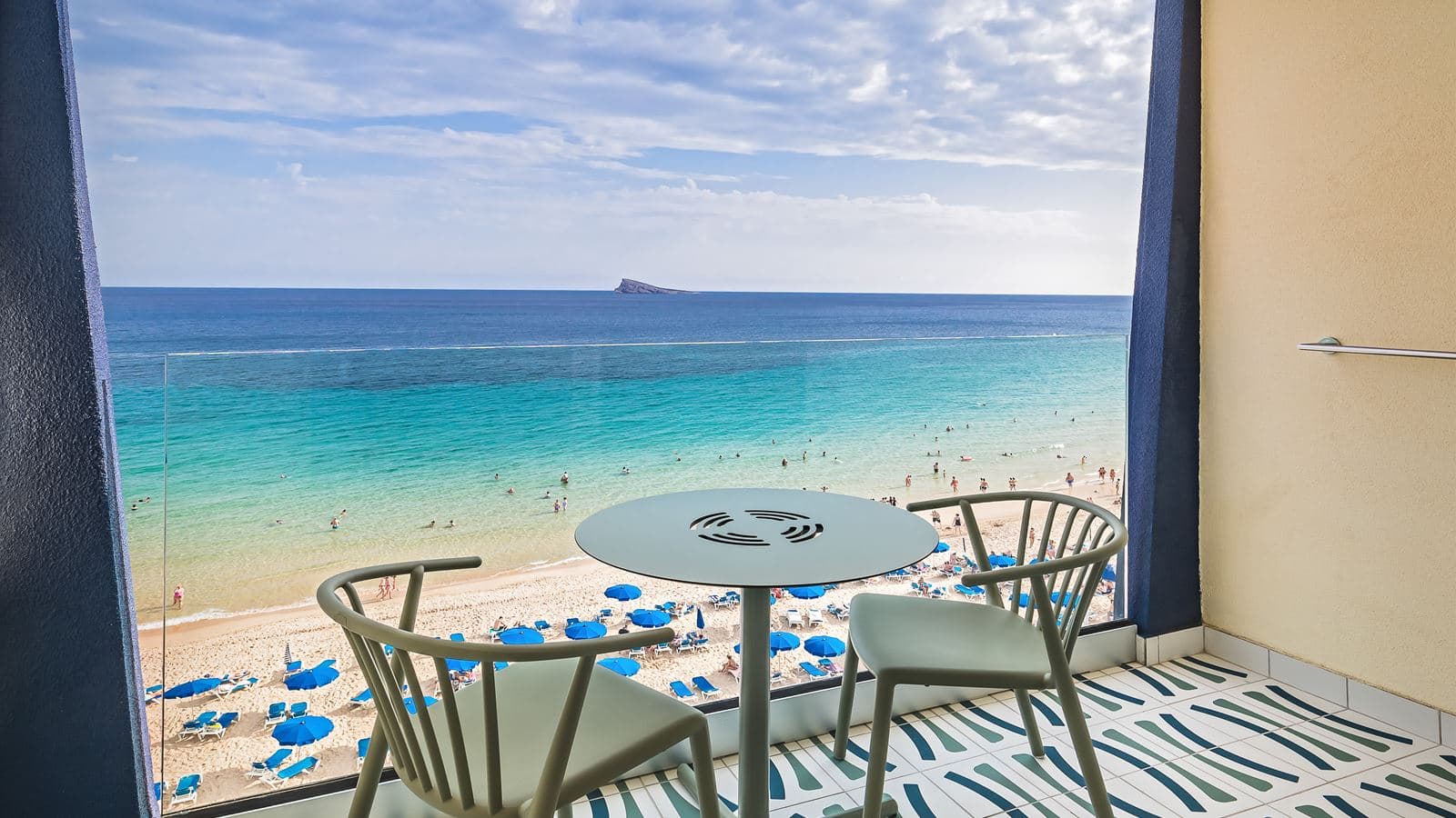 rooms-superior-front-sea-view