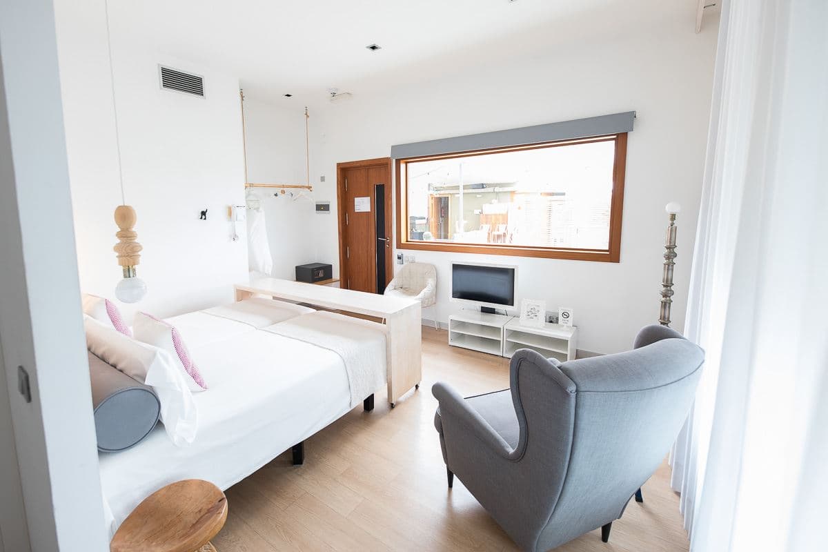 rooms-penthouse-with-kitchen