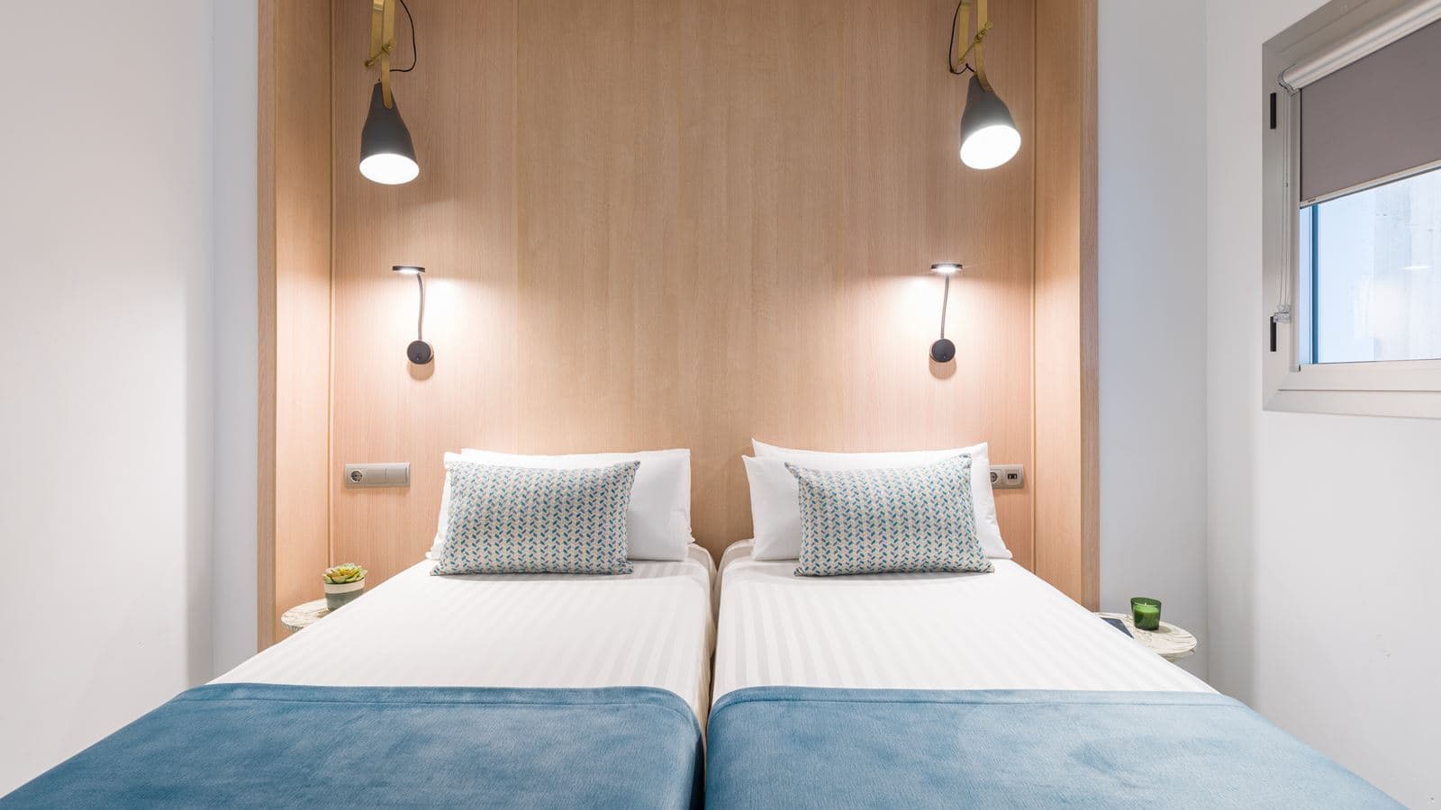 rooms-standard-double-room