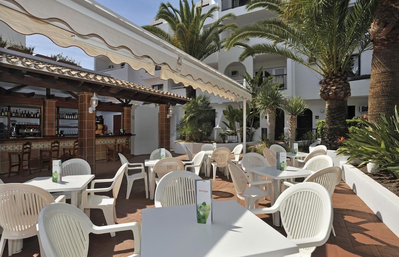 restaurants-las-palmeras-snack-bar