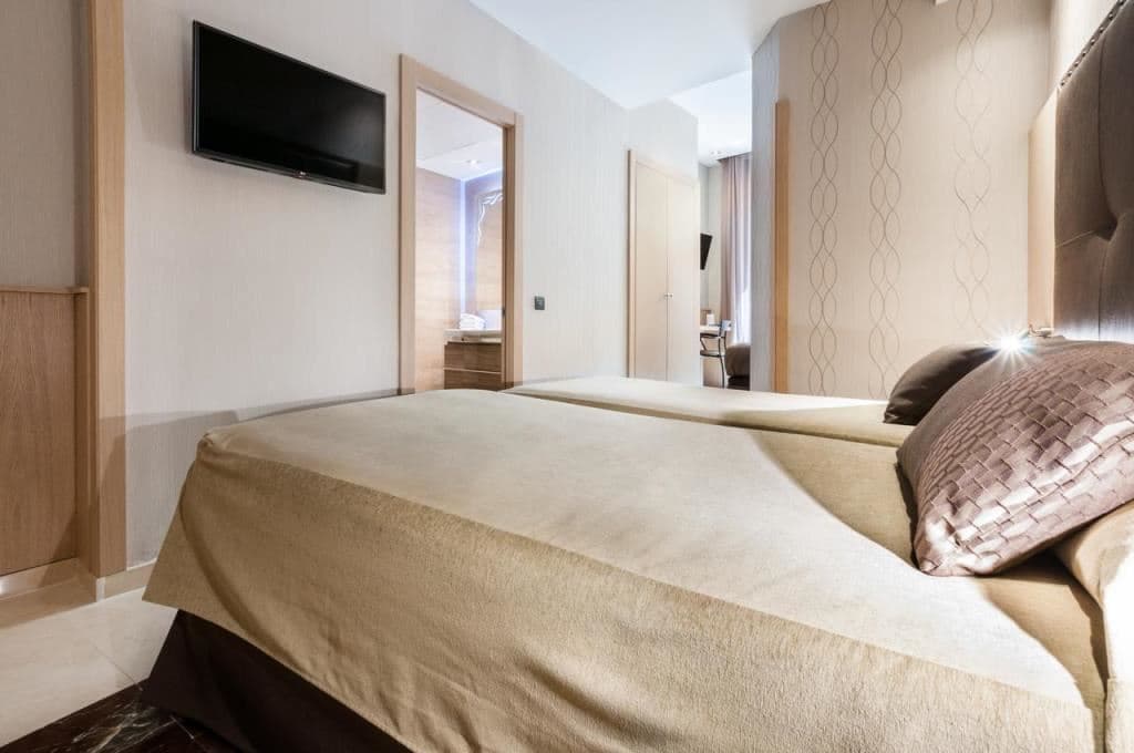 rooms-double-room