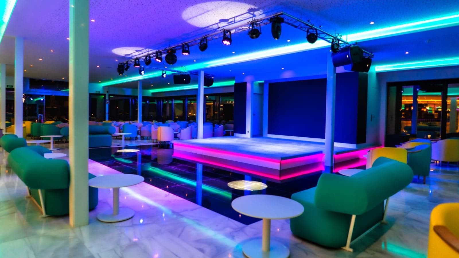 bars-musichall-bar