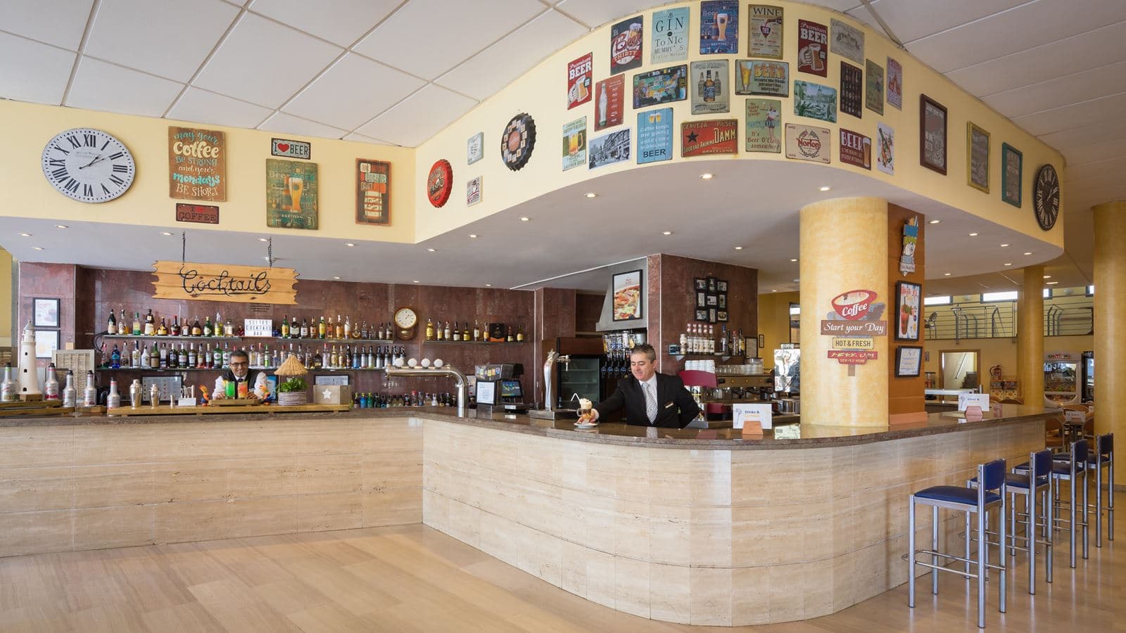 bars-main-bar