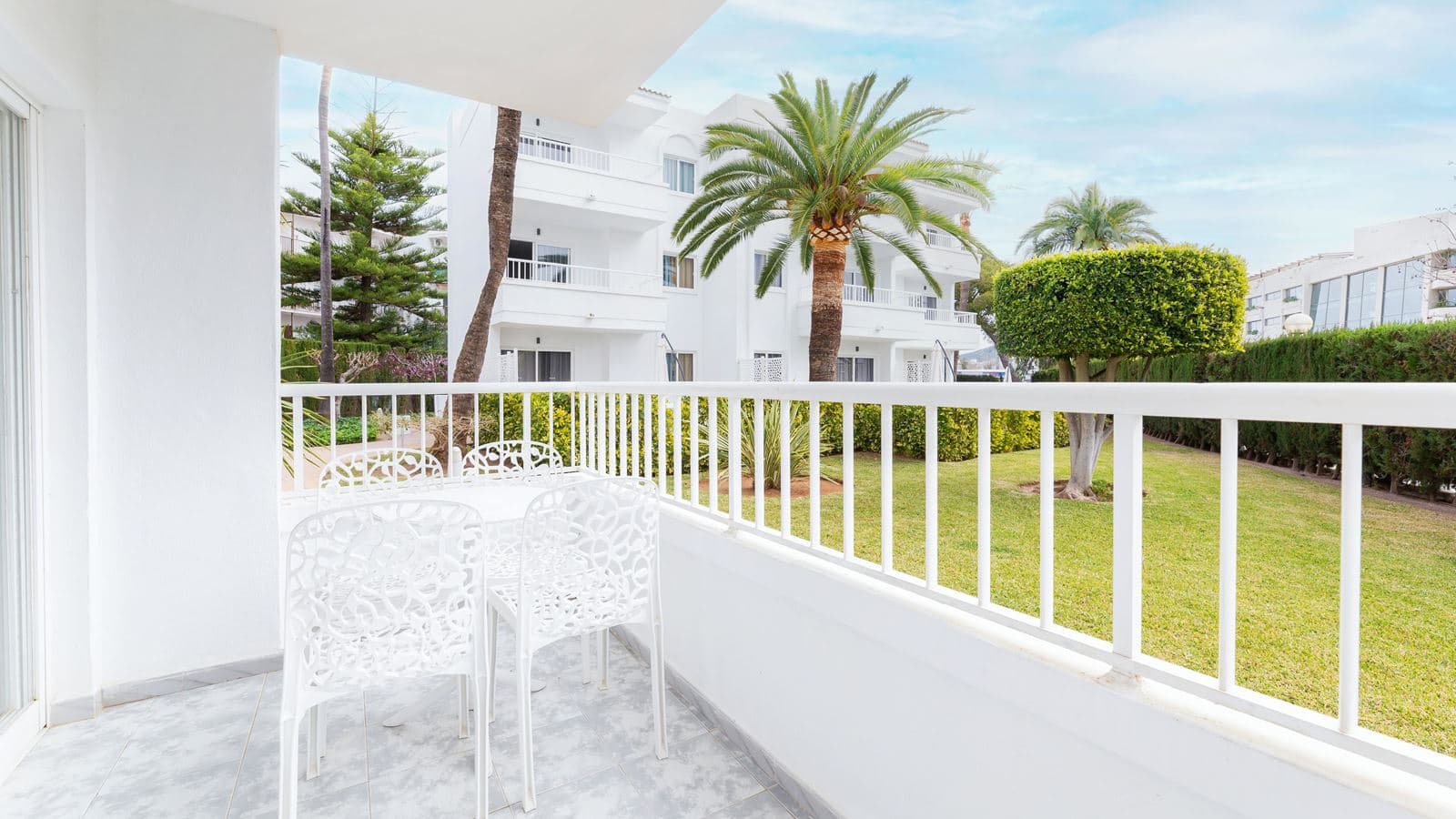 rooms-promo-one-bedroom-apartment-palm-garden--annex-building--balcony-or-terrace