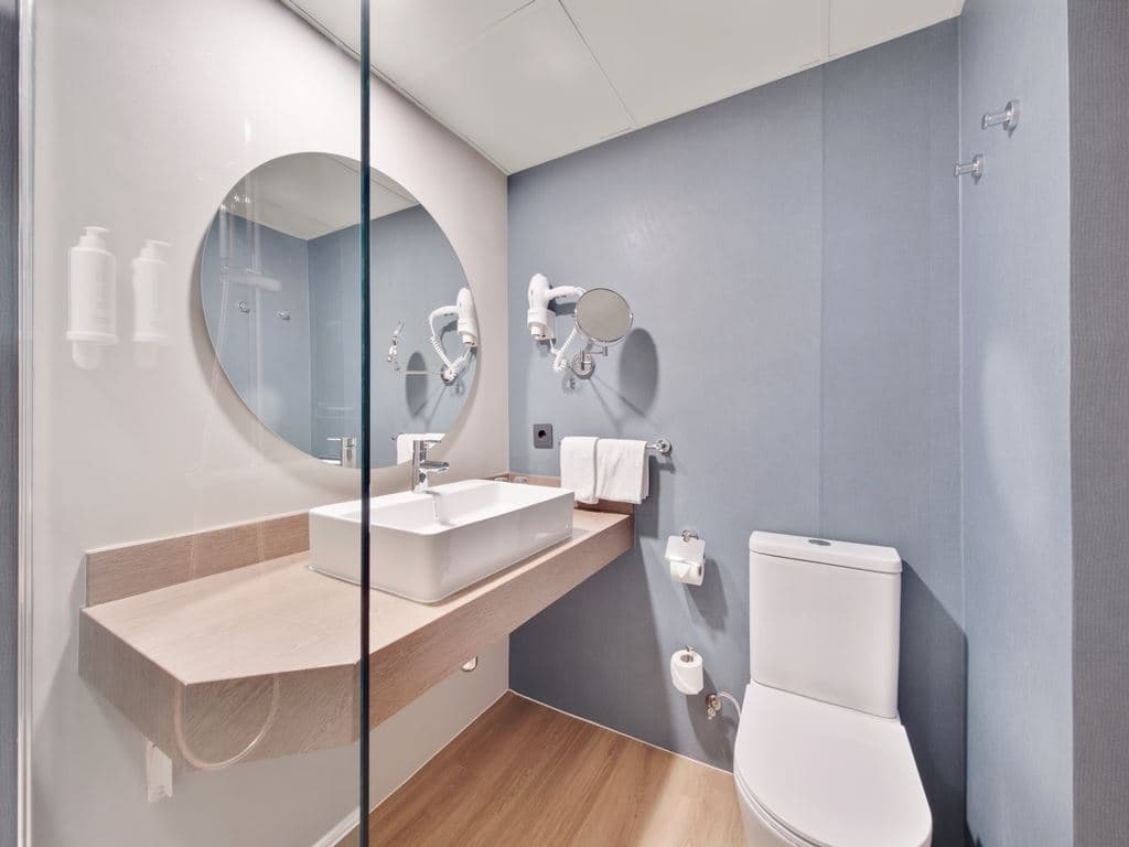 rooms-standard-room