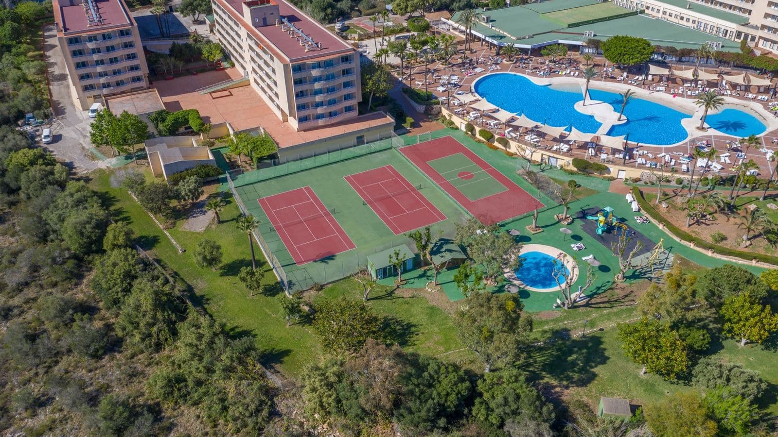 sport-annex-building
