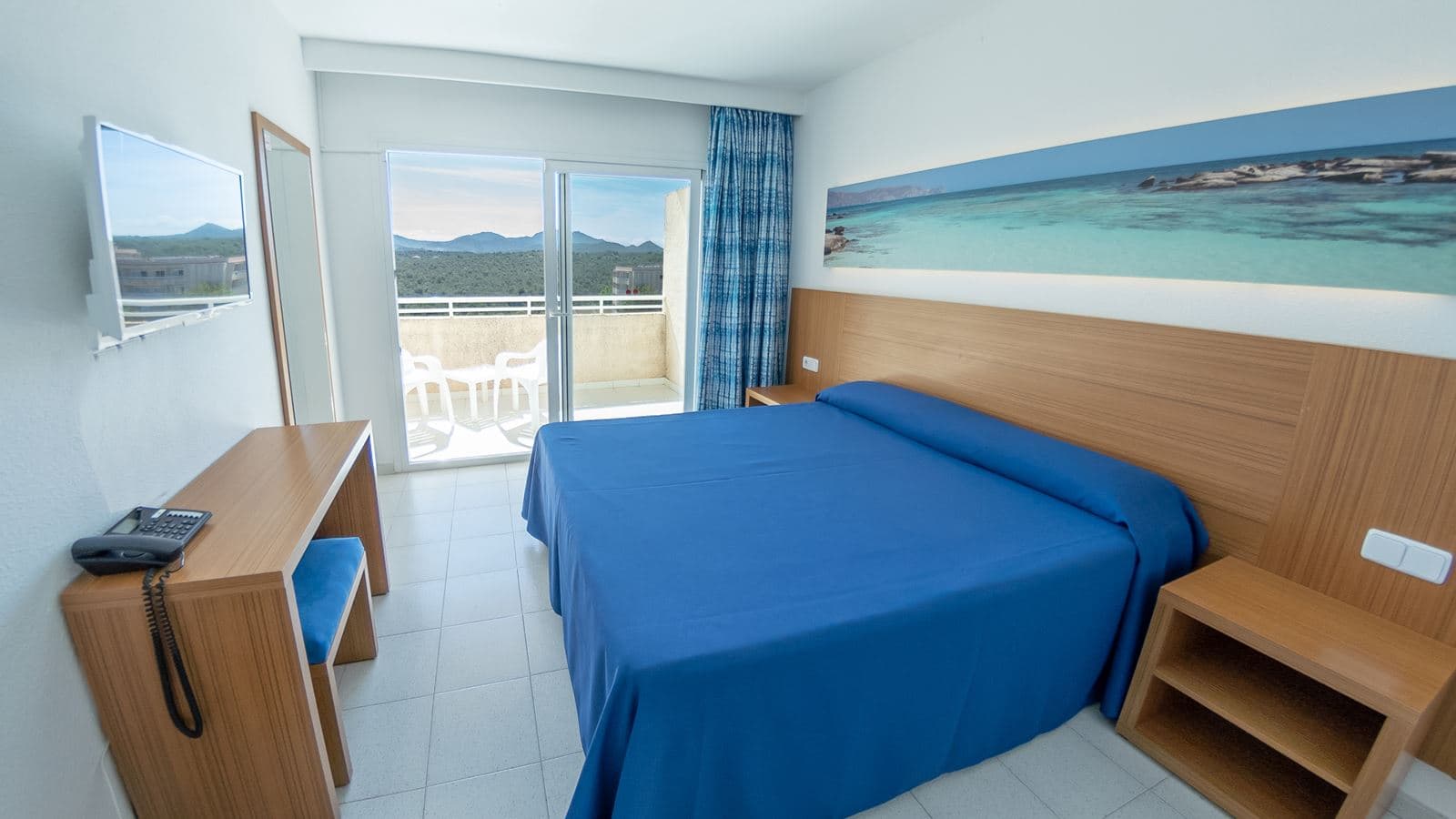 rooms-singleuse-standard-room-balcony-or-terrace