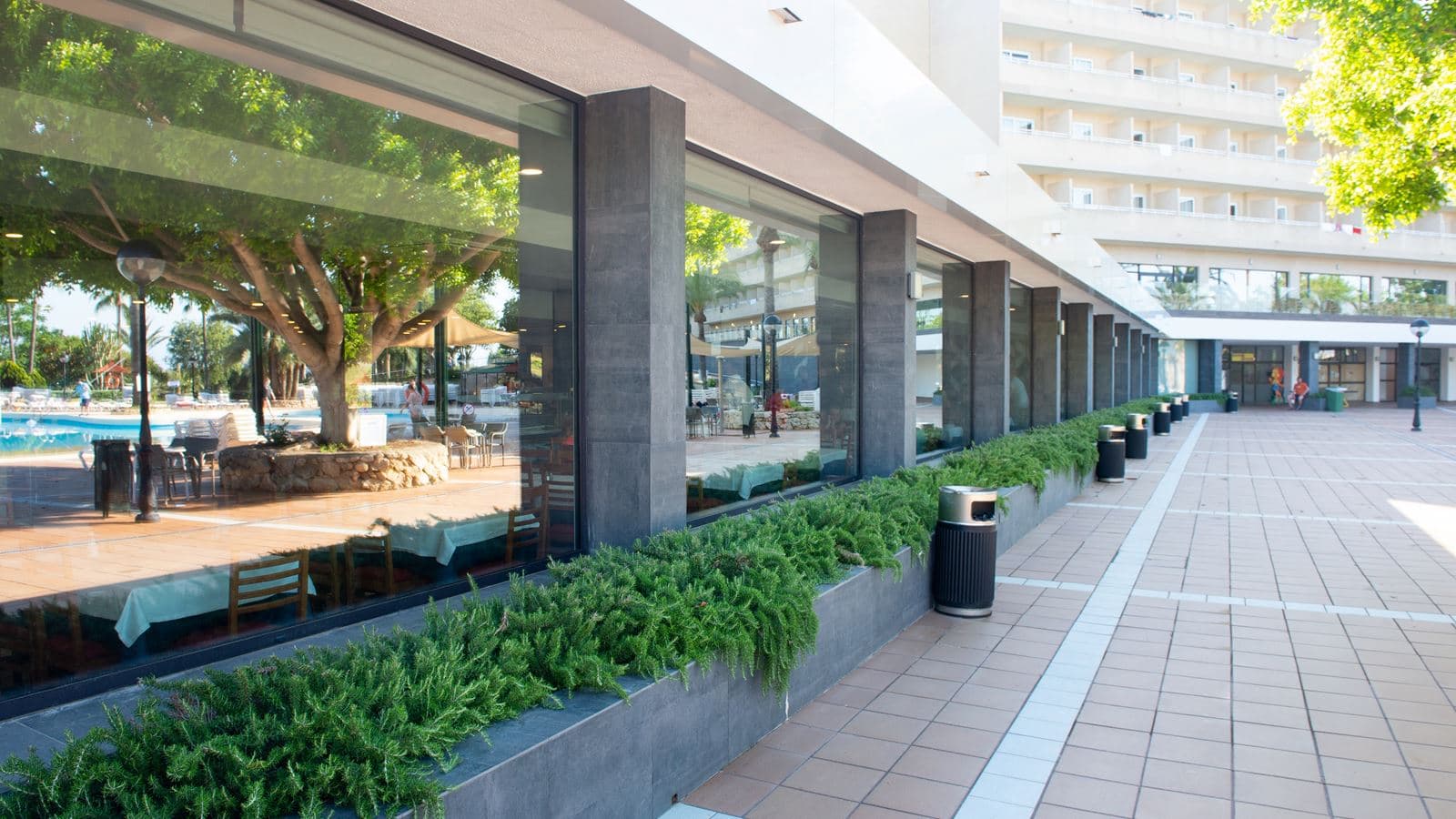 restaurants-main-restaurant-buffet
