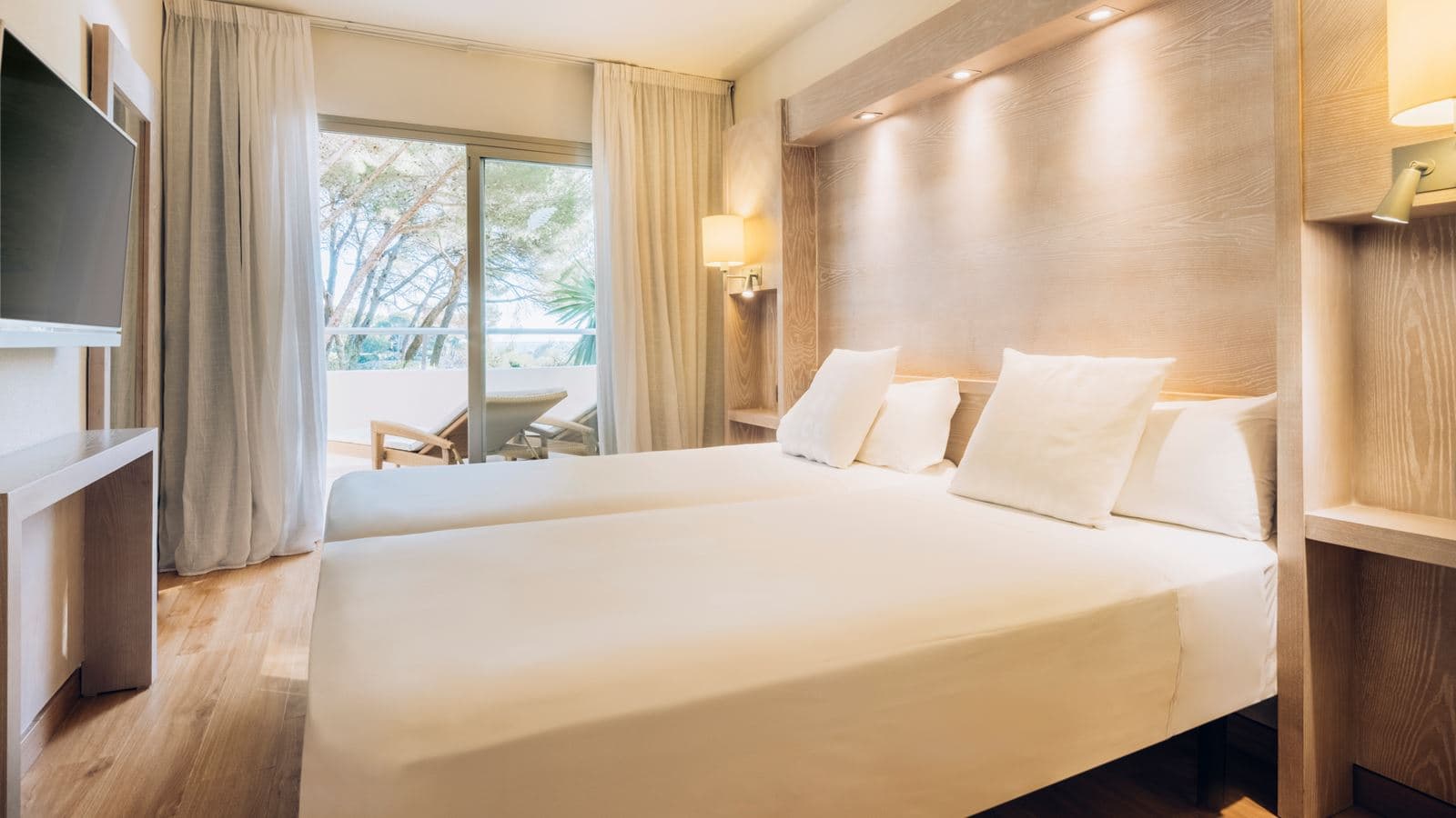 rooms-suite-sv