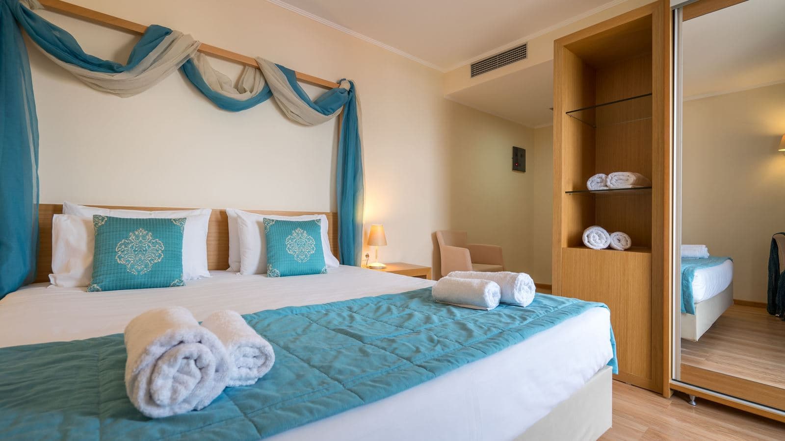 rooms-superior-sea-view