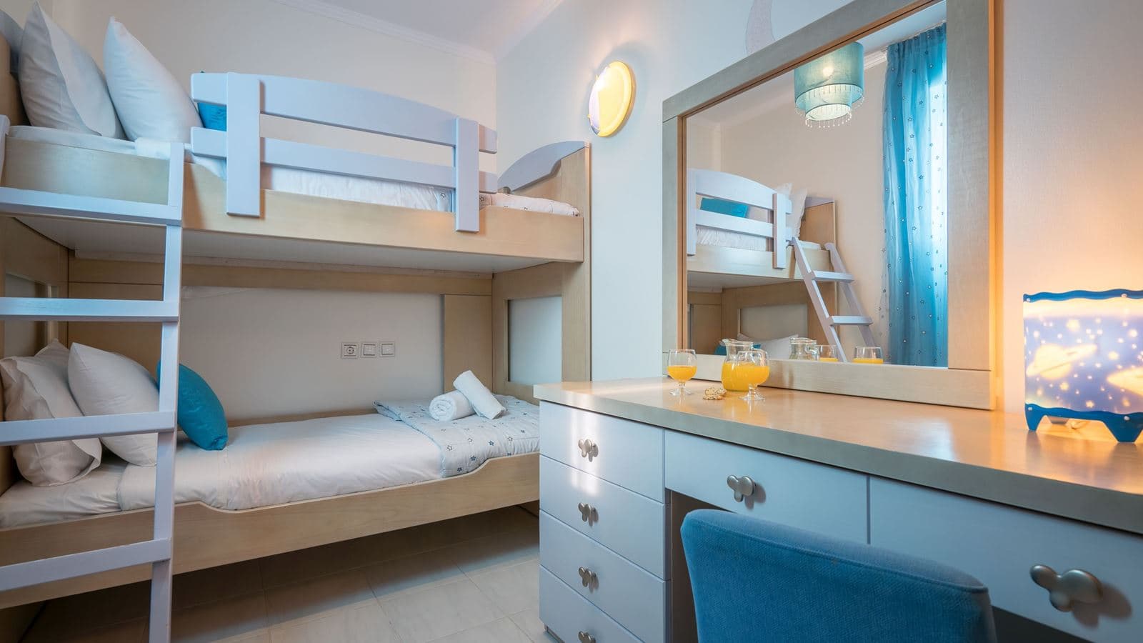 rooms-junior-family-suite