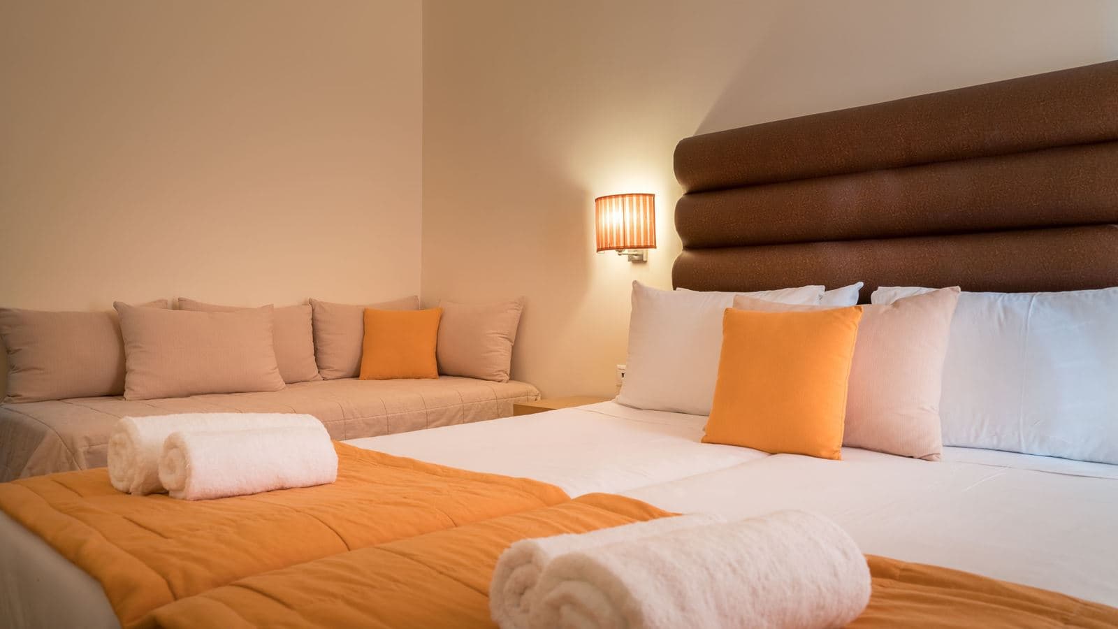 rooms-standard-room-balcony-or-terrace