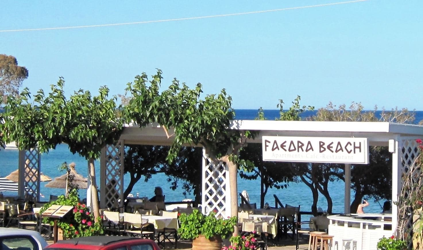 restaurants-faedra-beach-restaurant