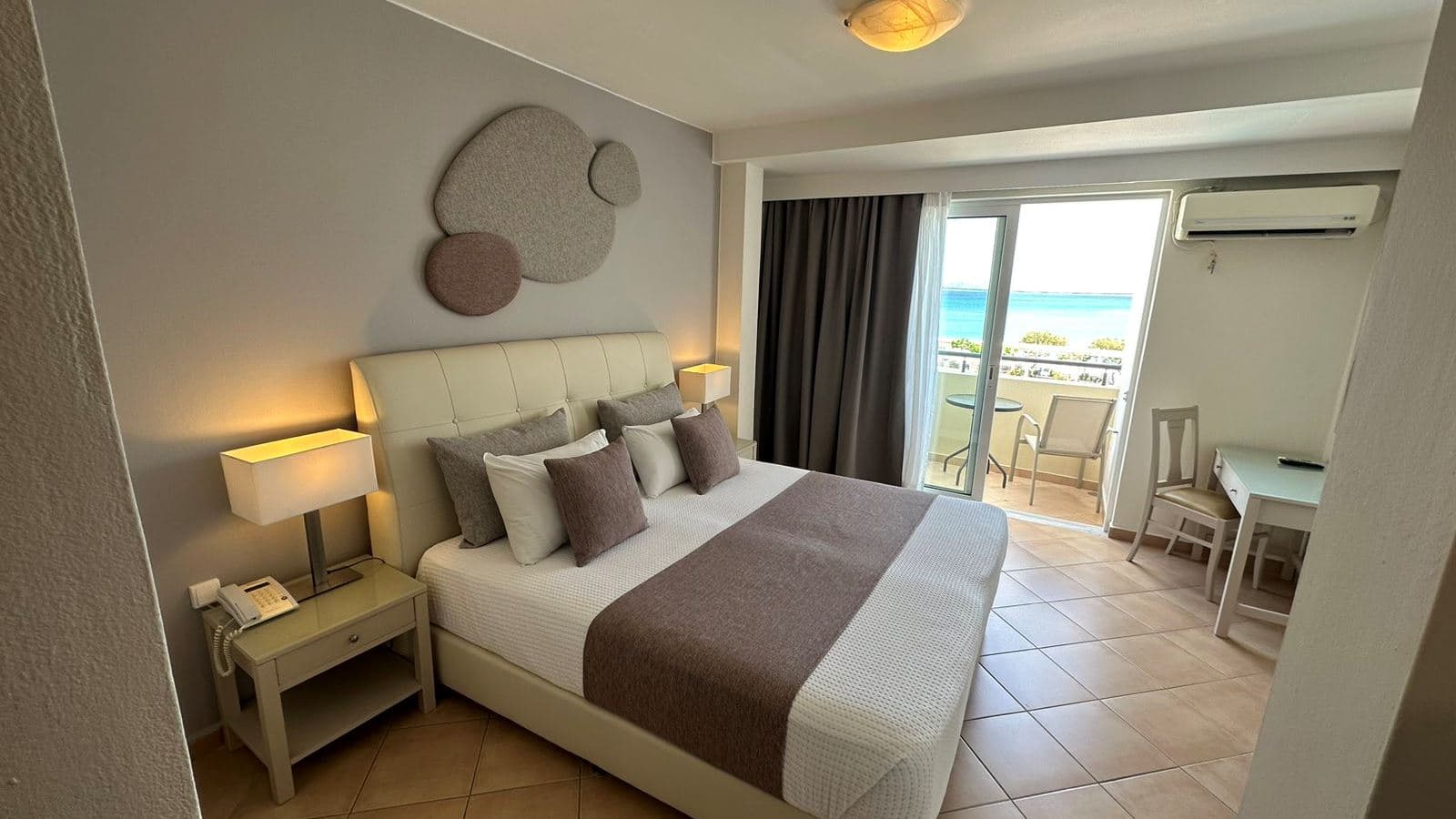 rooms-double-room