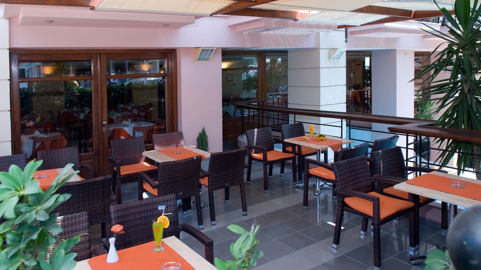 bars-lobby-bar