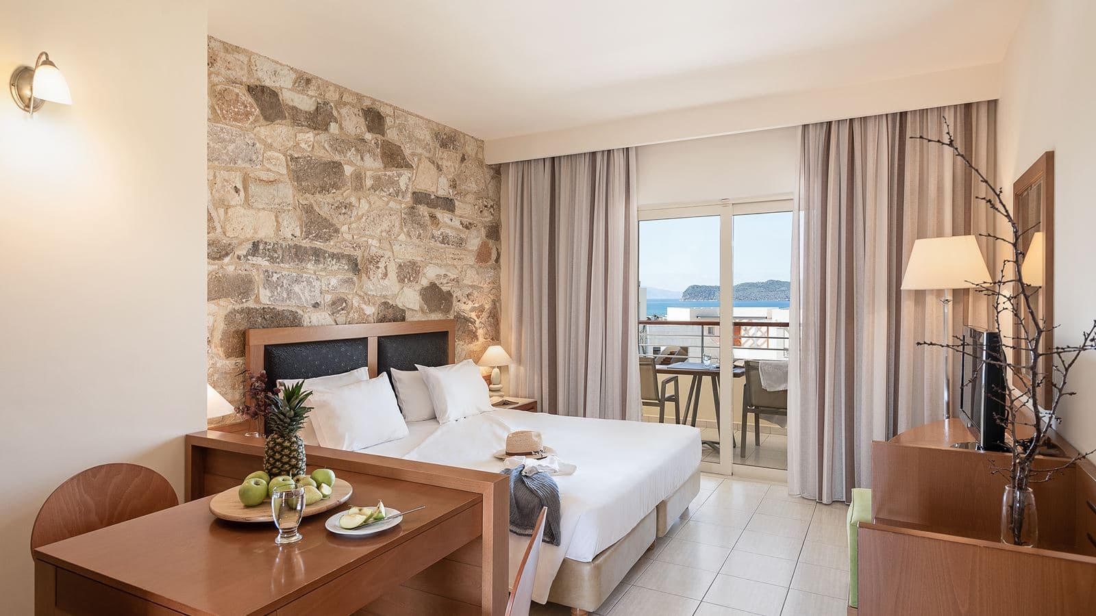 rooms-sea-view-room