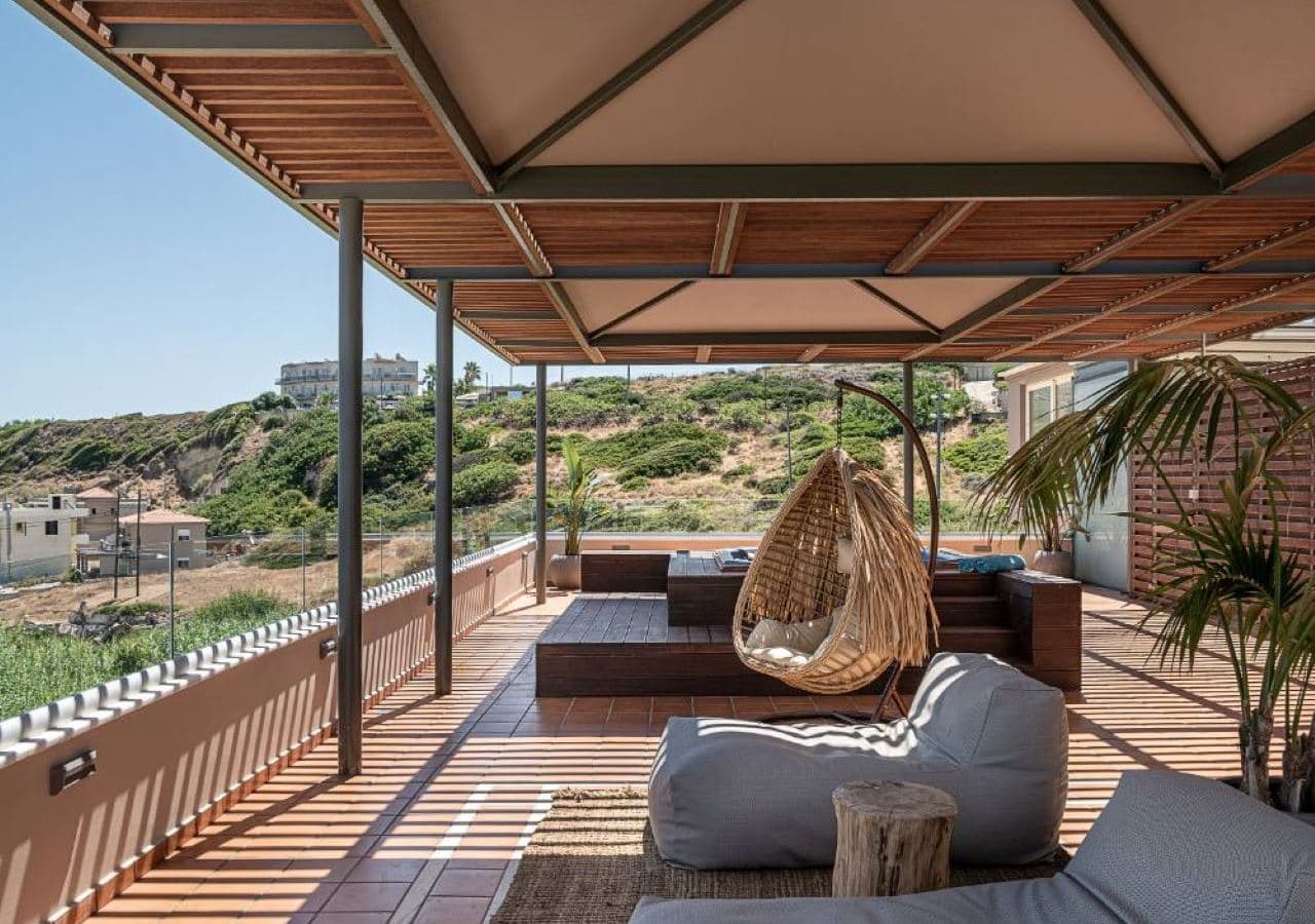 rooms-honeymoon-suite-with-outdoor-hot-tub