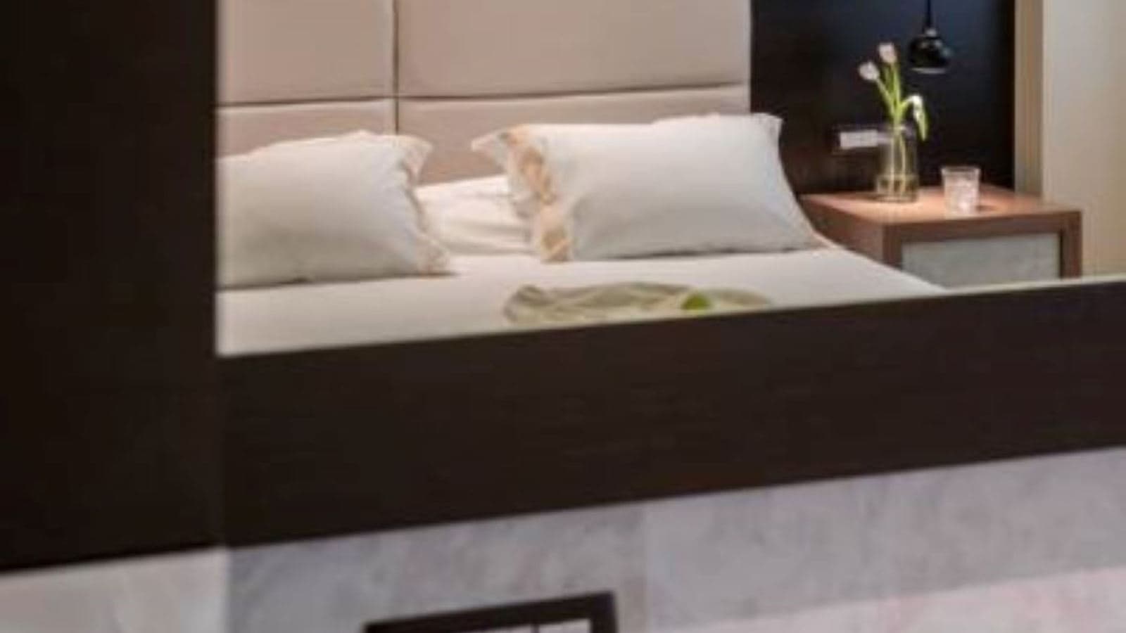 rooms-luxury-room